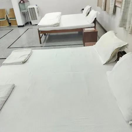 Hotel Sukhvilas-2