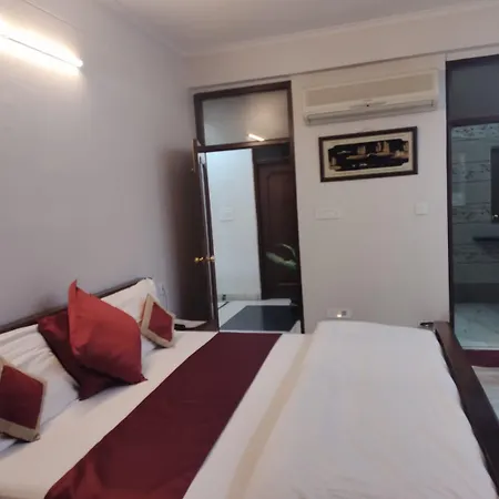 Hotel Sukhvilas-3